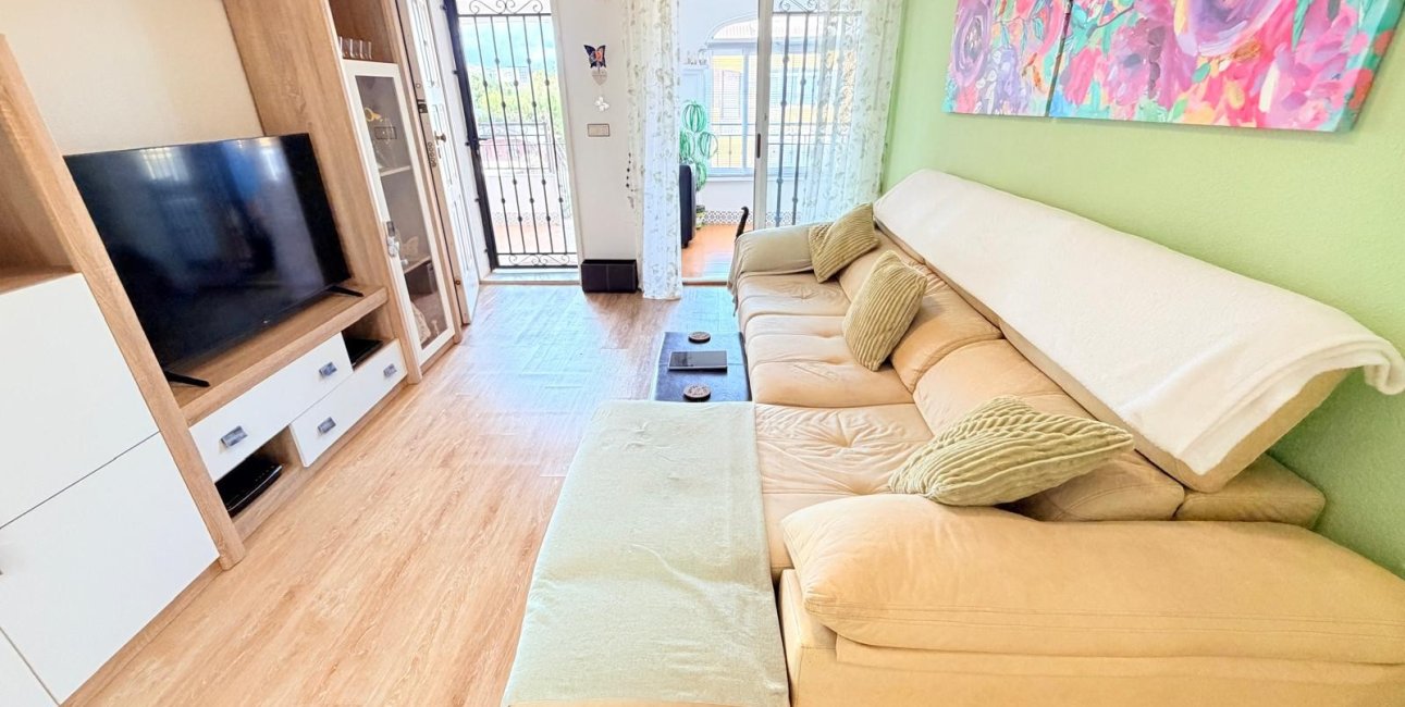 Resale - Apartment / flat -
Los Montesinos - La Herrada