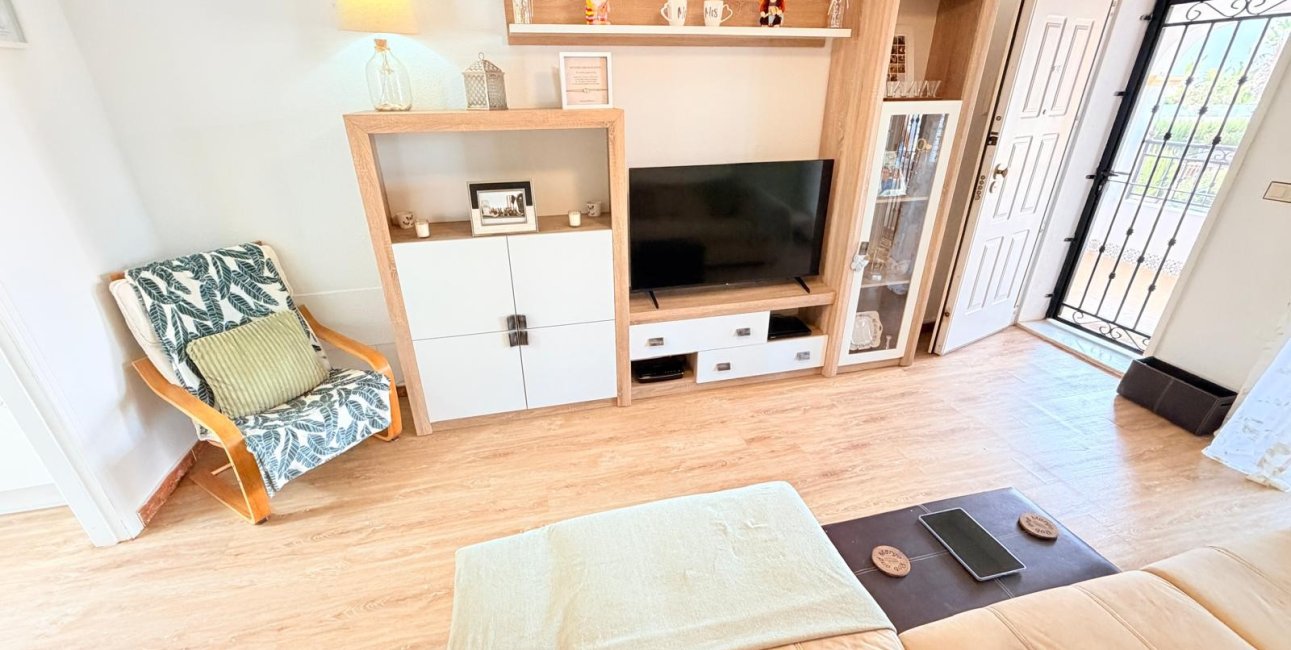 Resale - Apartment / flat -
Los Montesinos - La Herrada