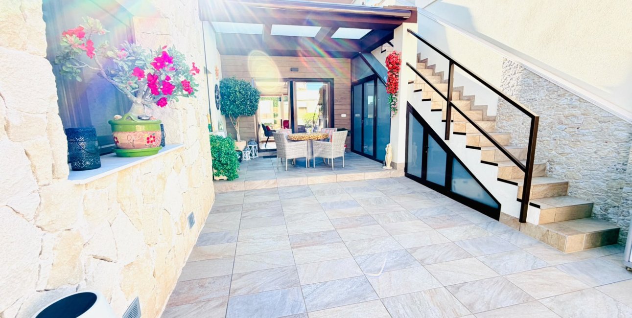 Reventa - Bungalow -
Los Montesinos - La Herrada