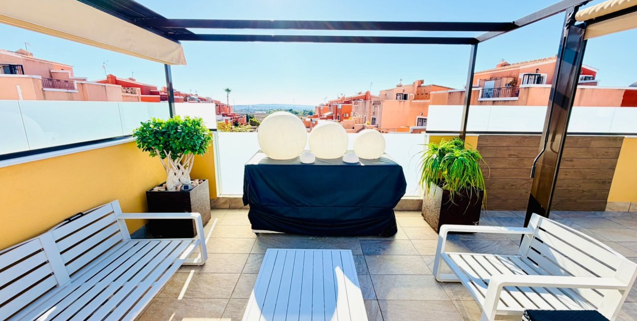 Reventa - Bungalow -
Los Montesinos - La Herrada