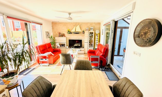 Reventa - Bungalow -
Los Montesinos - La Herrada