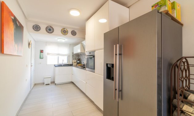 Resale - Villa -
Orihuela Costa - Los Balcones