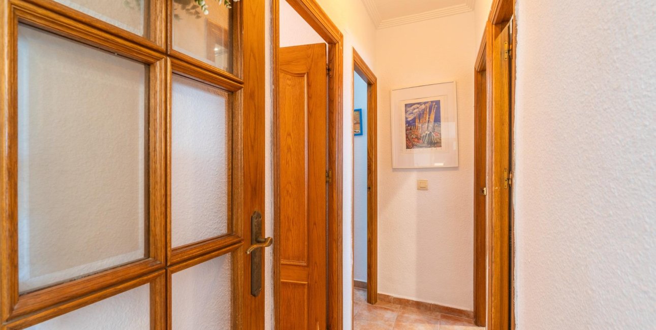 Resale - Villa -
Orihuela Costa - Los Balcones
