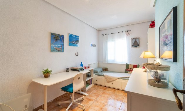 Resale - Villa -
Orihuela Costa - Los Balcones