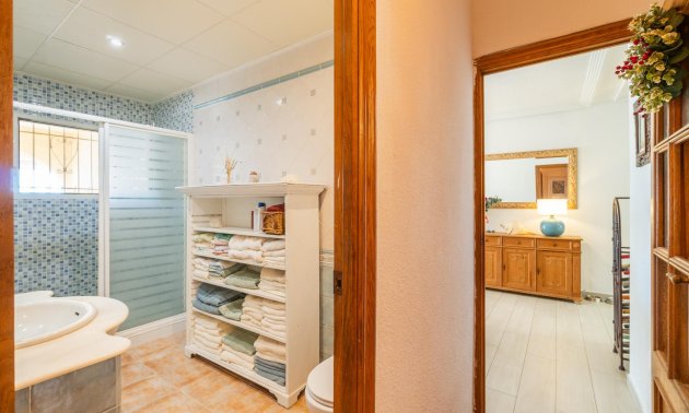 Resale - Villa -
Orihuela Costa - Los Balcones