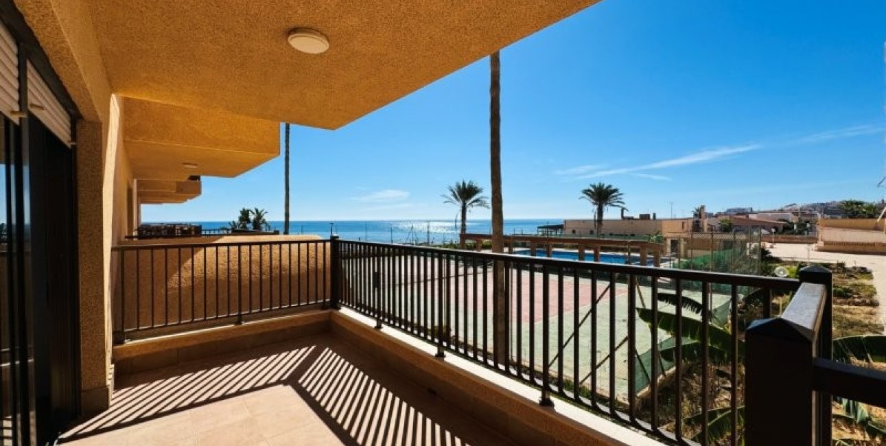 Resale - Apartment / flat -
Torrevieja - Los Europeos