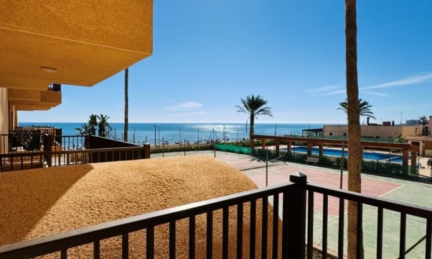Resale - Apartment / flat -
Torrevieja - Los Europeos
