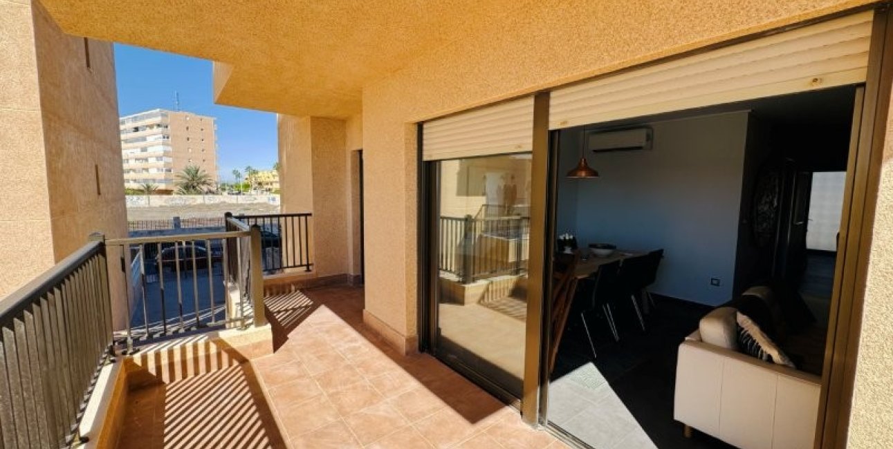 Resale - Apartment / flat -
Torrevieja - Los Europeos
