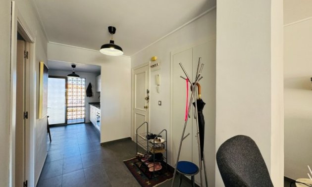 Resale - Apartment / flat -
Torrevieja - Los Europeos