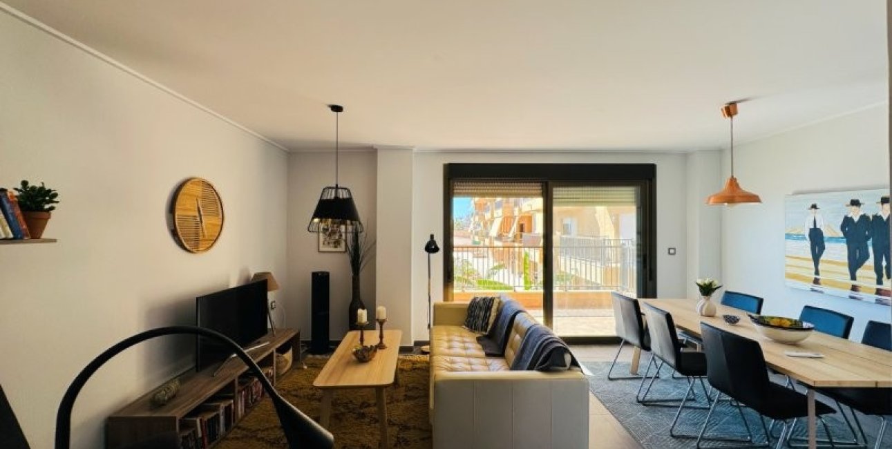 Resale - Apartment / flat -
Torrevieja - Los Europeos