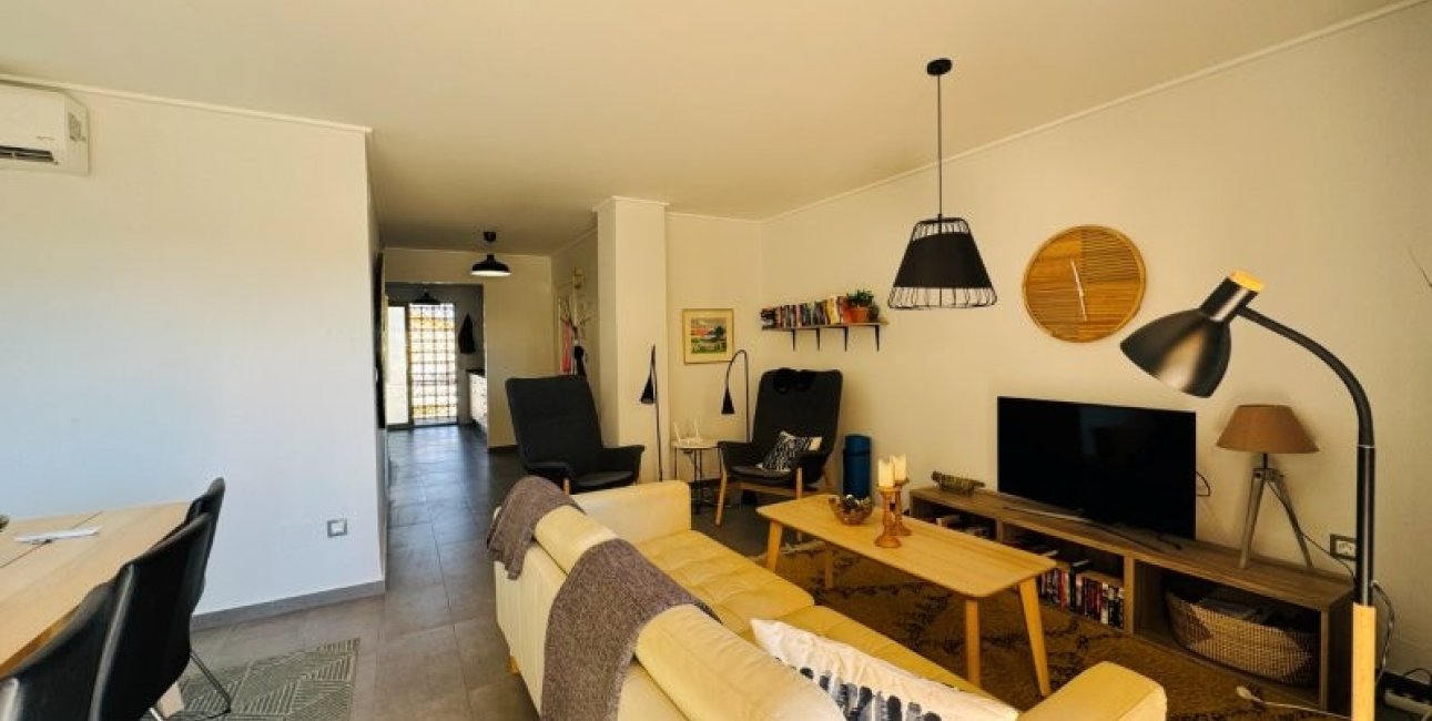 Resale - Apartment / flat -
Torrevieja - Los Europeos