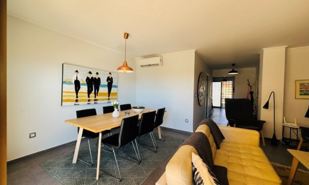 Resale - Apartment / flat -
Torrevieja - Los Europeos