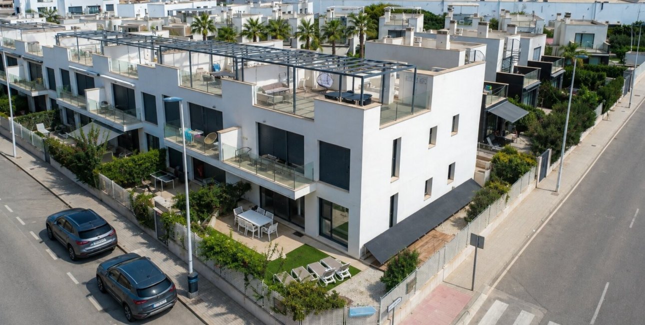 Reventa - Apartamento / piso -
Orihuela Costa - Punta Prima