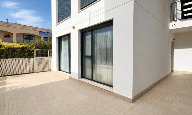 Reventa - Apartamento / piso -
Orihuela Costa - Punta Prima