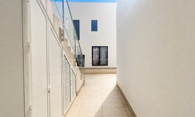 Reventa - Apartamento / piso -
Orihuela Costa - Punta Prima