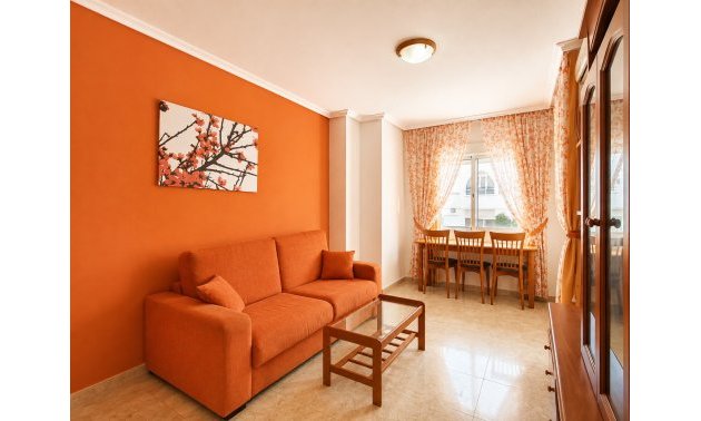 Resale - Apartment / flat -
Torrevieja - Playa Del Cura