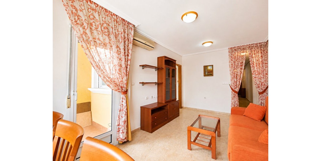 Resale - Apartment / flat -
Torrevieja - Playa Del Cura