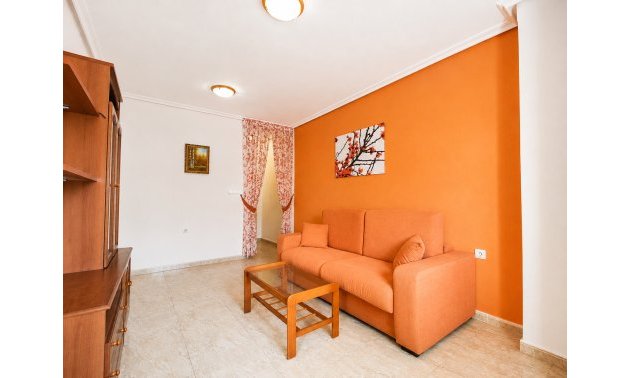 Resale - Apartment / flat -
Torrevieja - Playa Del Cura
