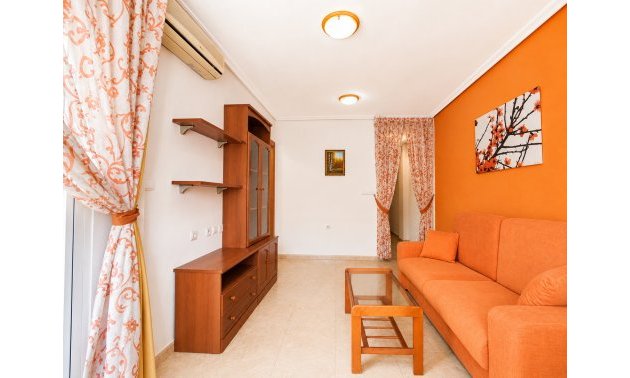 Resale - Apartment / flat -
Torrevieja - Playa Del Cura