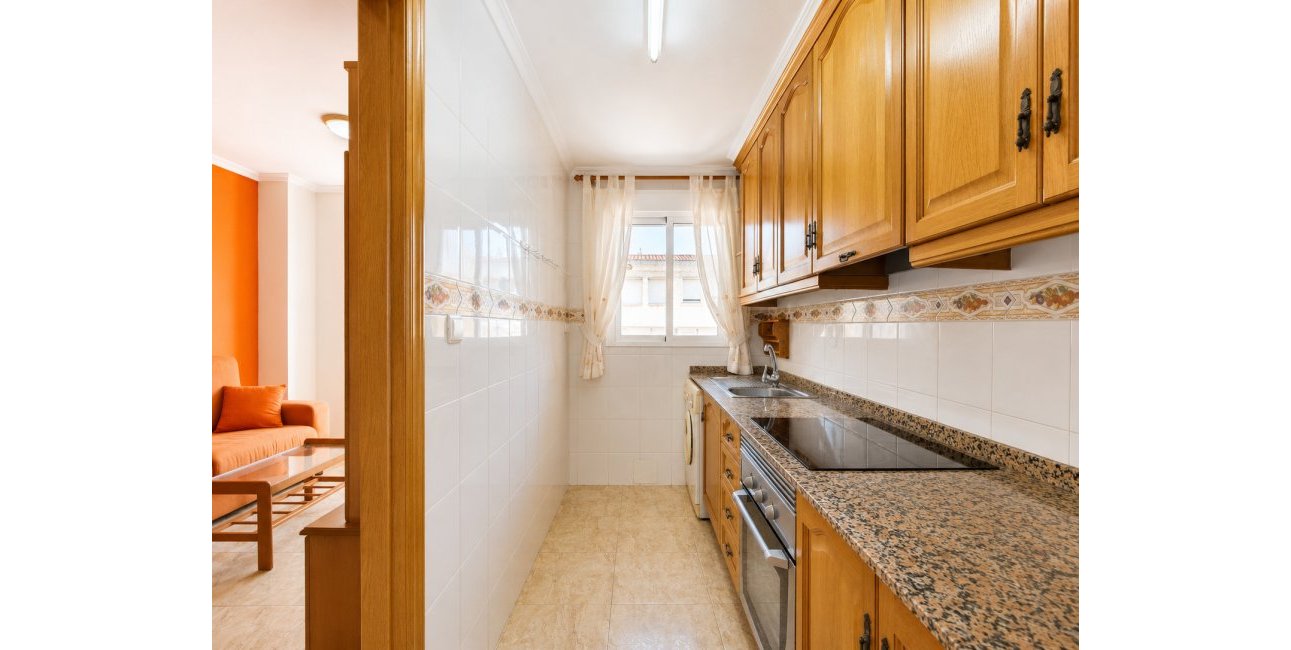 Resale - Apartment / flat -
Torrevieja - Playa Del Cura