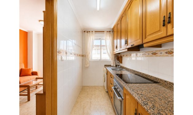 Resale - Apartment / flat -
Torrevieja - Playa Del Cura