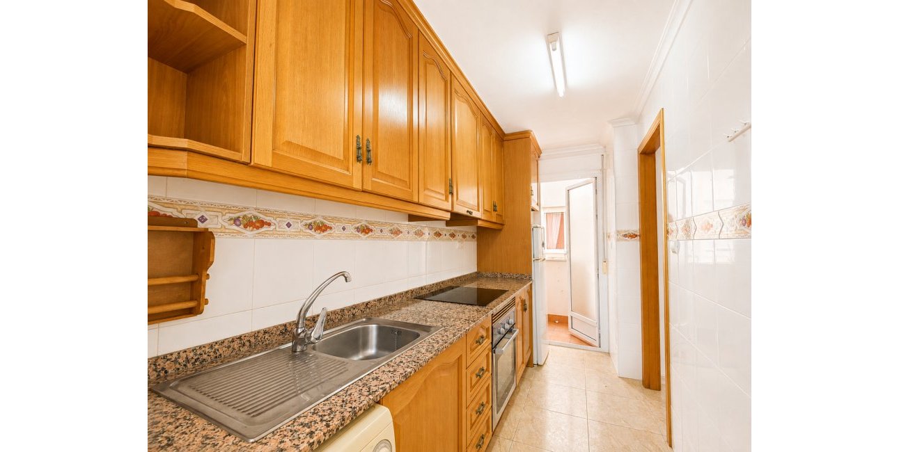 Resale - Apartment / flat -
Torrevieja - Playa Del Cura