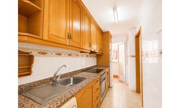 Resale - Apartment / flat -
Torrevieja - Playa Del Cura