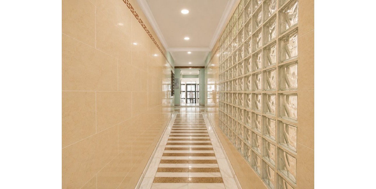 Resale - Apartment / flat -
Torrevieja - Playa Del Cura
