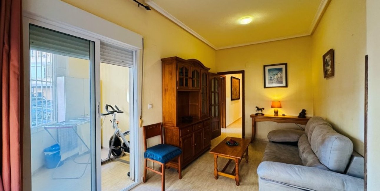 Resale - Apartment / flat -
Torrevieja - La Mata