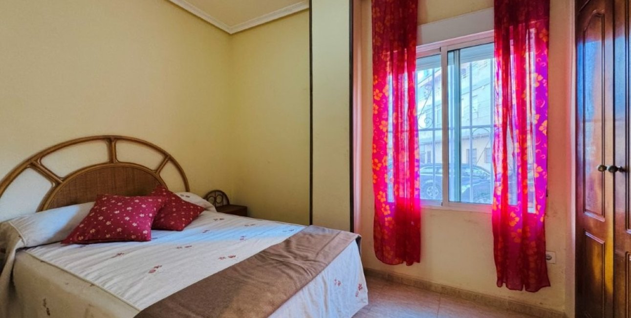 Resale - Apartment / flat -
Torrevieja - La Mata