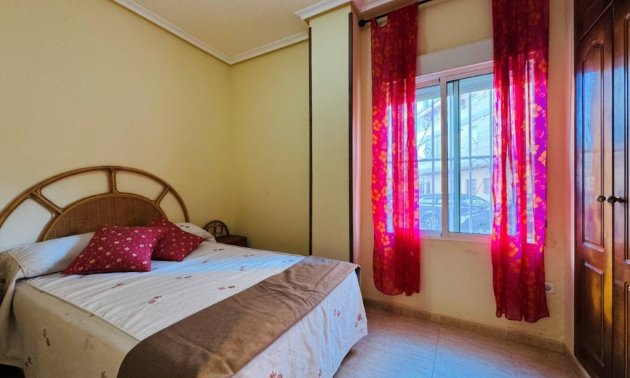 Resale - Apartment / flat -
Torrevieja - La Mata