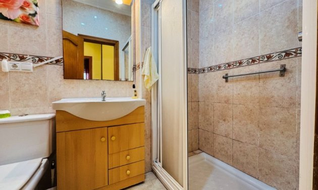 Resale - Apartment / flat -
Torrevieja - La Mata