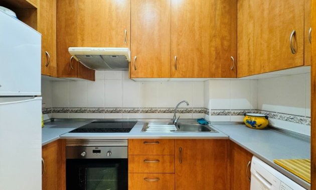 Resale - Apartment / flat -
Torrevieja - La Mata