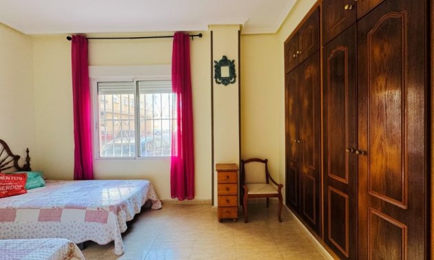 Resale - Apartment / flat -
Torrevieja - La Mata