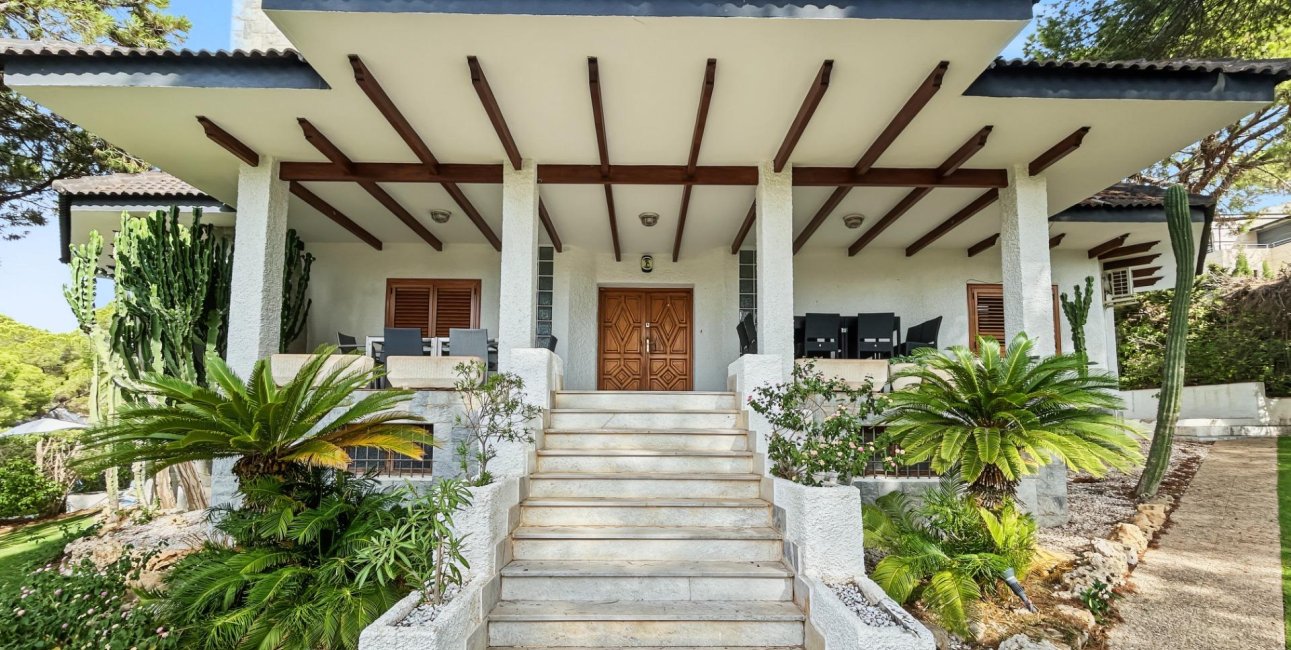 Reventa - Villa -
Orihuela Costa - Campoamor