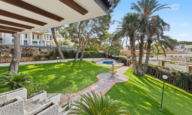 Reventa - Villa -
Orihuela Costa - Campoamor