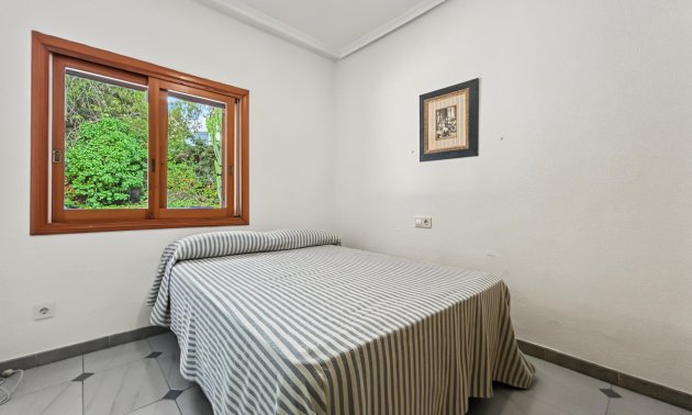 Reventa - Villa -
Orihuela Costa - Campoamor