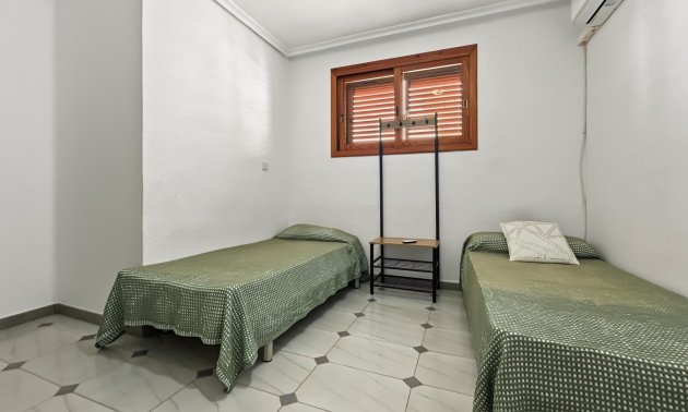 Reventa - Villa -
Orihuela Costa - Campoamor