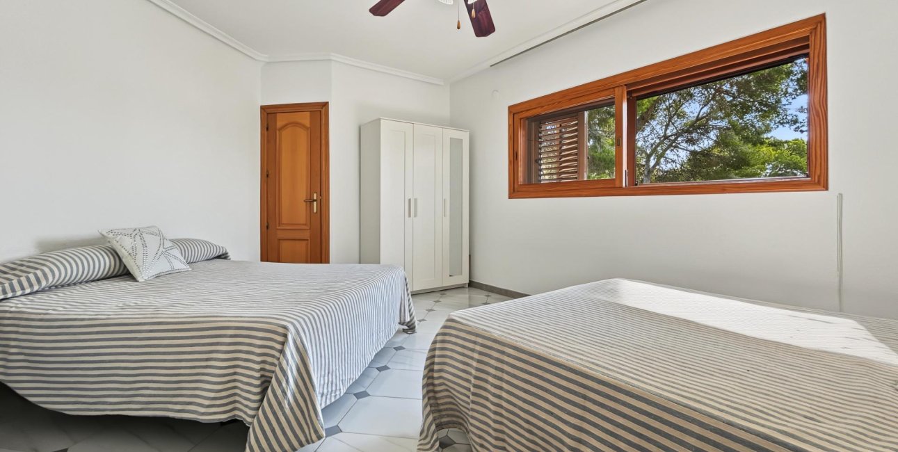 Reventa - Villa -
Orihuela Costa - Campoamor