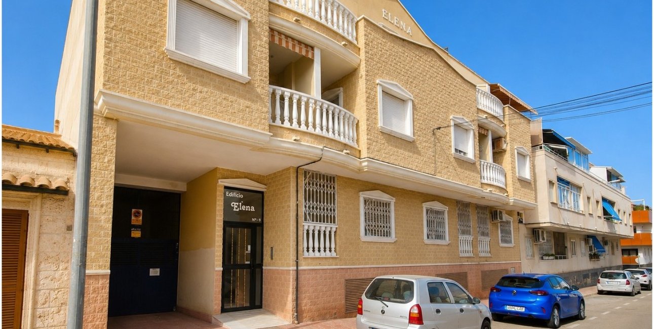 Resale - Apartment / flat -
Torrevieja - Playa Del Cura