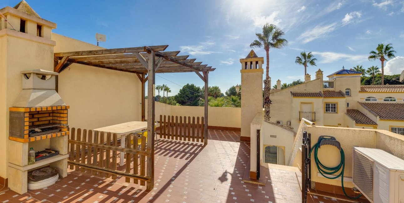 Rynek wtórny - Bungalow -
Orihuela Costa - Villamartín