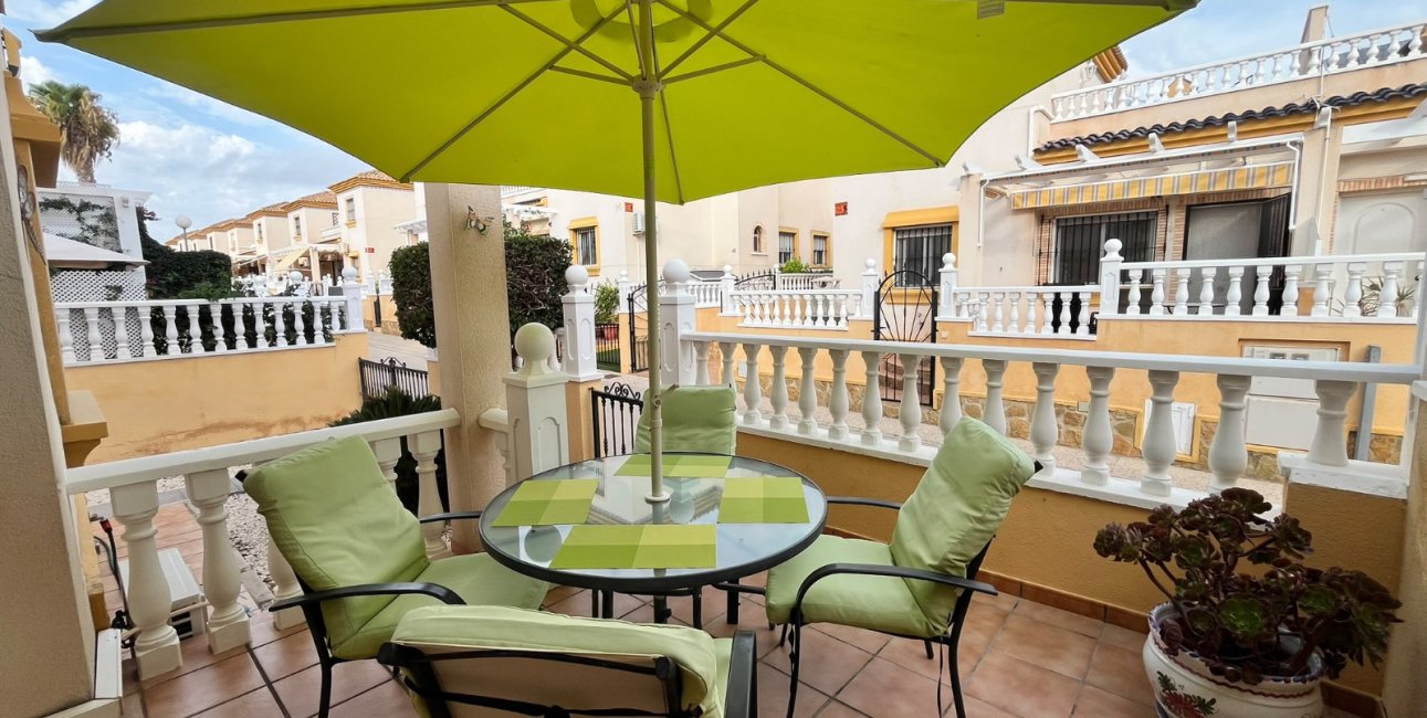 Rynek wtórny - Dom Szeregowy -
Orihuela Costa - Villamartin