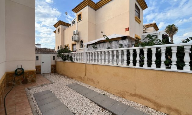 Rynek wtórny - Dom Szeregowy -
Orihuela Costa - Villamartin