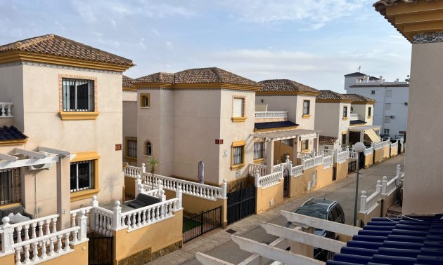 Rynek wtórny - Dom Szeregowy -
Orihuela Costa - Villamartin