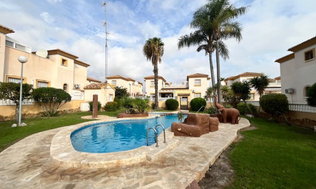 Rynek wtórny - Dom Szeregowy -
Orihuela Costa - Villamartin