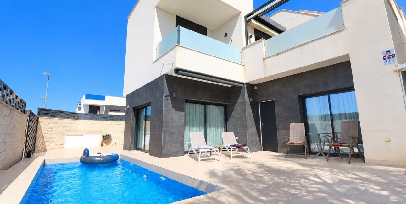 Resale - Villa -
Benijofar - Benijofar - Village
