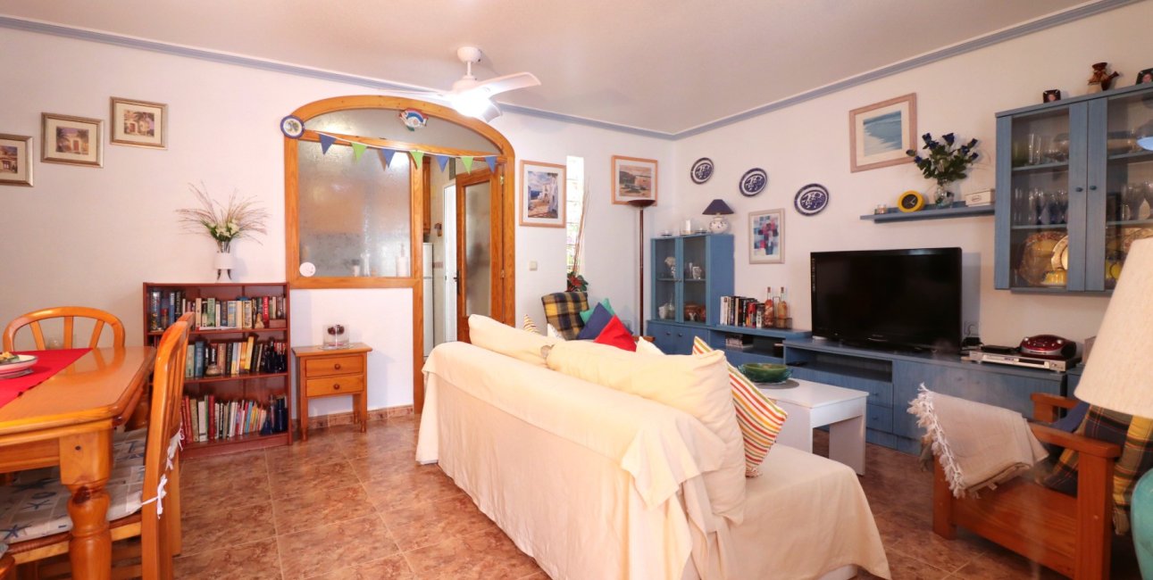 Reventa - Adosado -
Orihuela Costa - Los Balcones