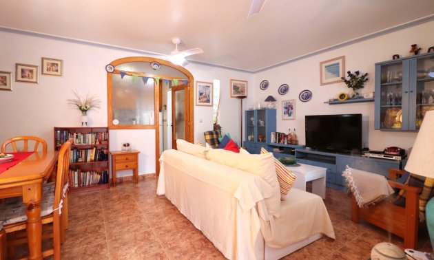Reventa - Adosado -
Orihuela Costa - Los Balcones