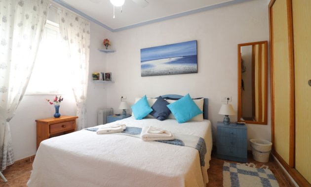 Reventa - Adosado -
Orihuela Costa - Los Balcones