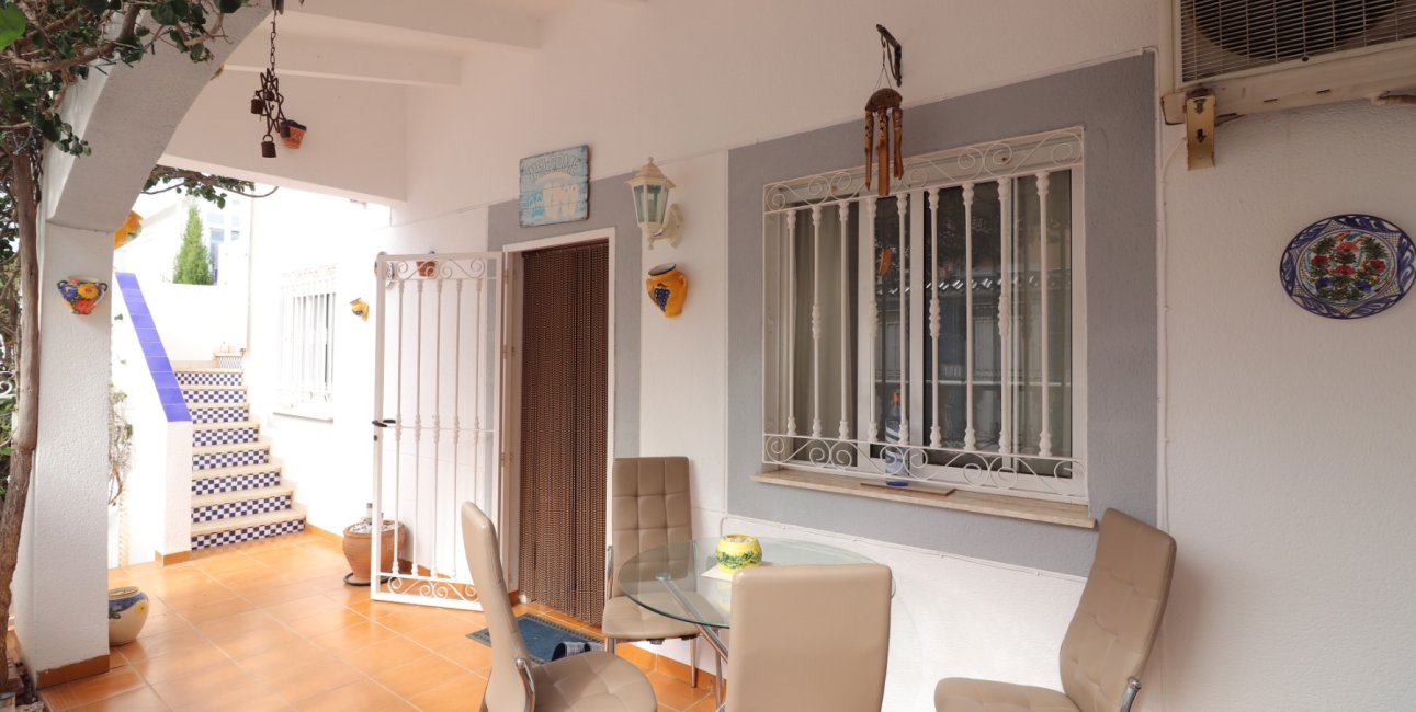 Reventa - Adosado -
Orihuela Costa - Los Balcones